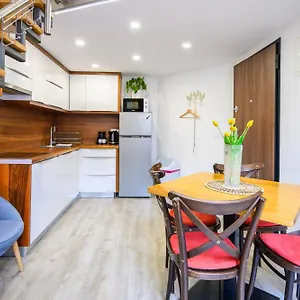 The Happy Loft Apartamento